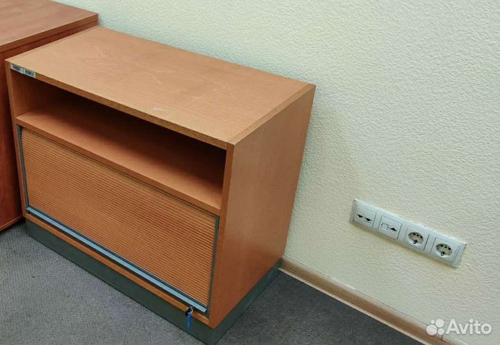 Тумба для оргтехники офисная
