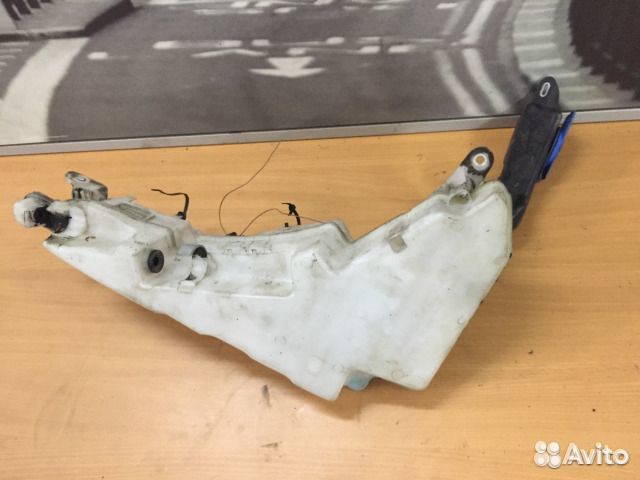 Бачок омывателя Audi A6 C6 2006-2011 4F0955453R