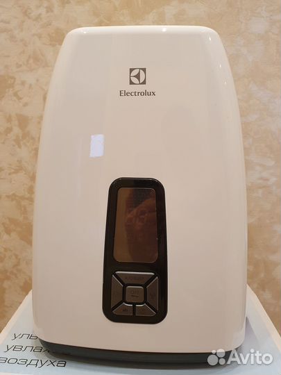 Увлажнитель воздуха ультразвуковой Electrolux EHU