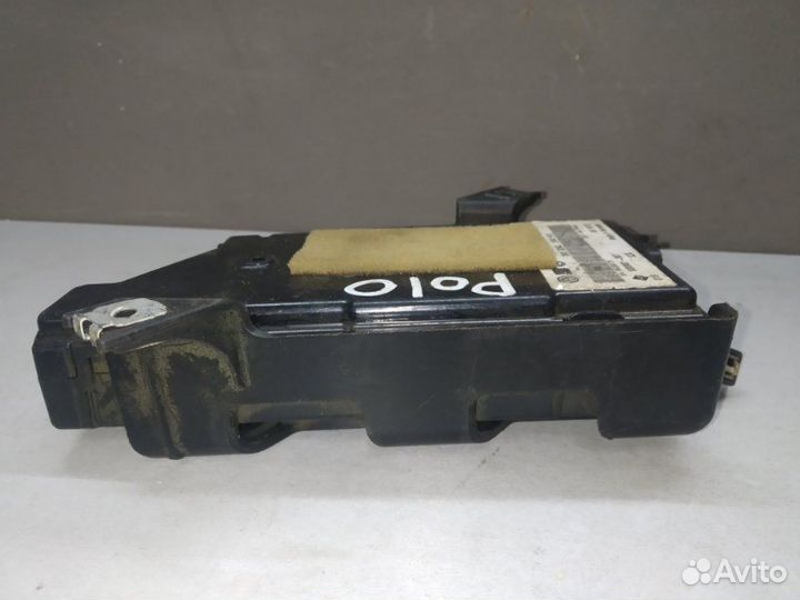 Блок USB Volkswagen Polo седан CFN 2012