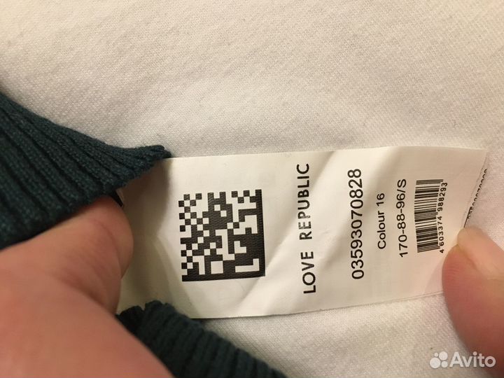 Вязаная кофточка