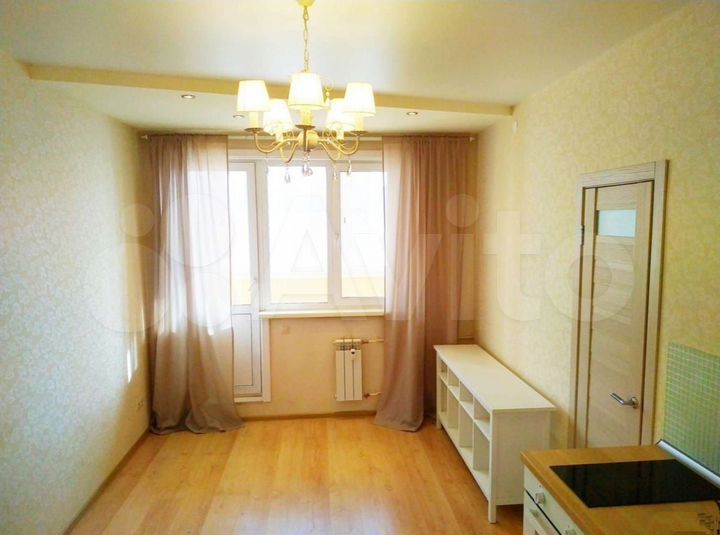 2-к. квартира, 40 м², 4/14 эт.