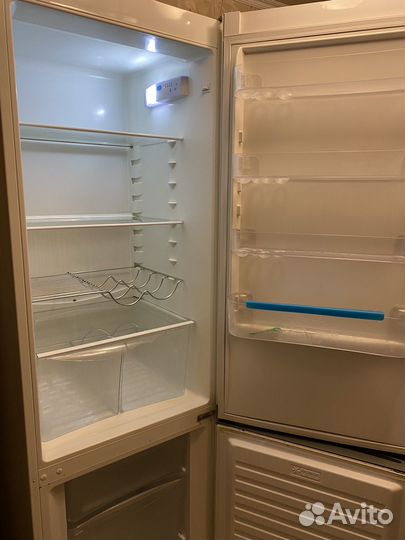 Холодильник Zanussi высота 200см бу