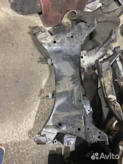 Подрамник Mitsubishi Lancer 9 CS 2000-2010