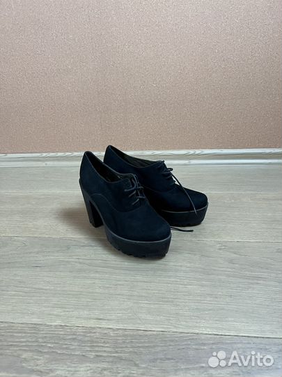 Замшевые ботильоны как новые, 39 р