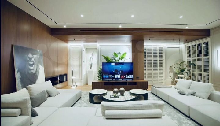 3-к. апартаменты, 230 м², 5/7 эт.