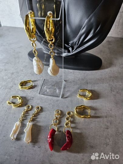 Серьги конго с подвесками из жемчуга и коралла