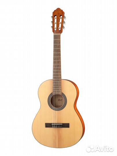 Классическая гитара, Cort, массив ели, с чехлом