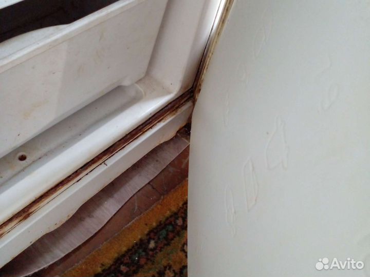 Холодильник indesit