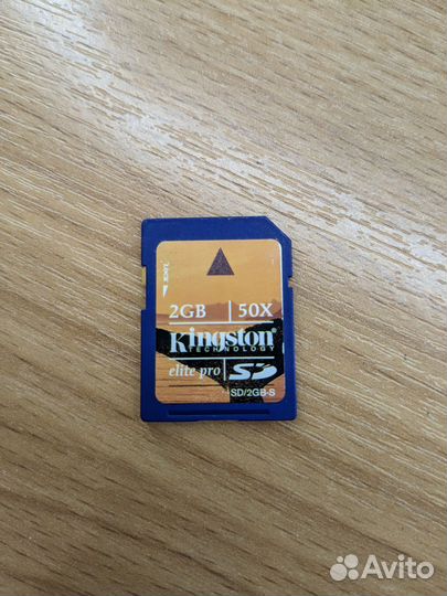 Компактный фотоаппарат Canon PowerShot SX100 IS