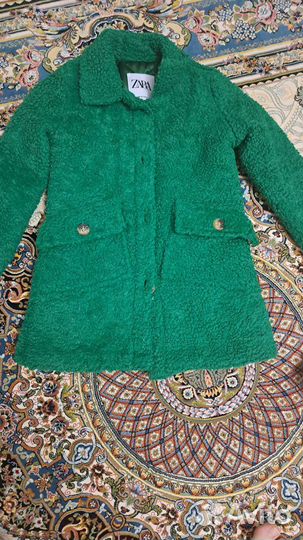 Пальто для девочки zara