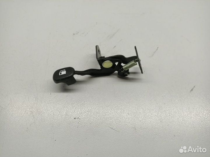 Ручка открывания бензобака Kia Rio X-line G4FG