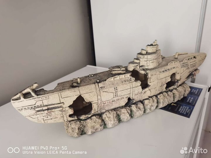 Подводная лодка для аквариума