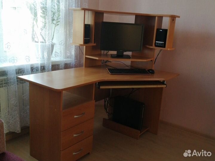 Компьютерный стол б/у