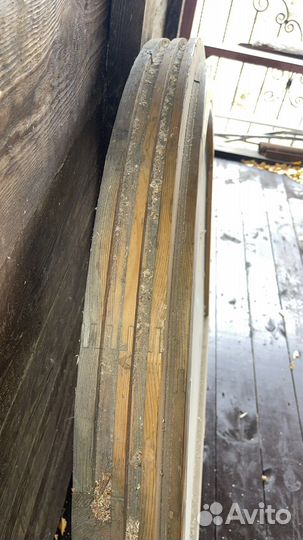 Деревянное окно