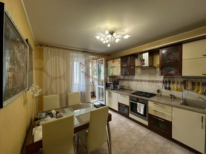 3-к. квартира, 76 м², 6/10 эт.