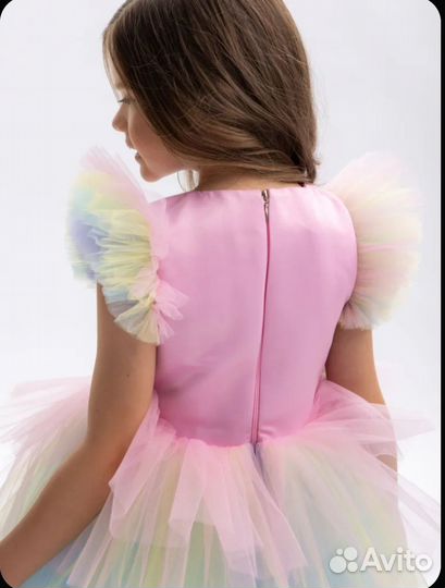 Нарядное платье для девочки 104-110