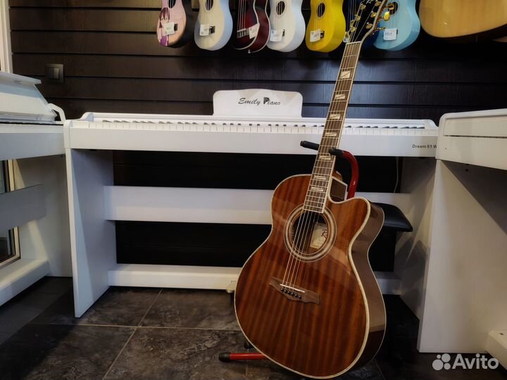 Акустическая Гитара (красное дерево)