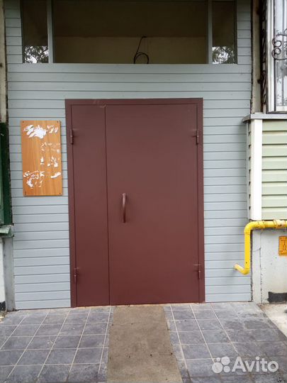 Дверь подъездная металлическая