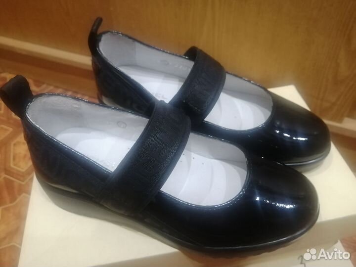 Туфли для девочки