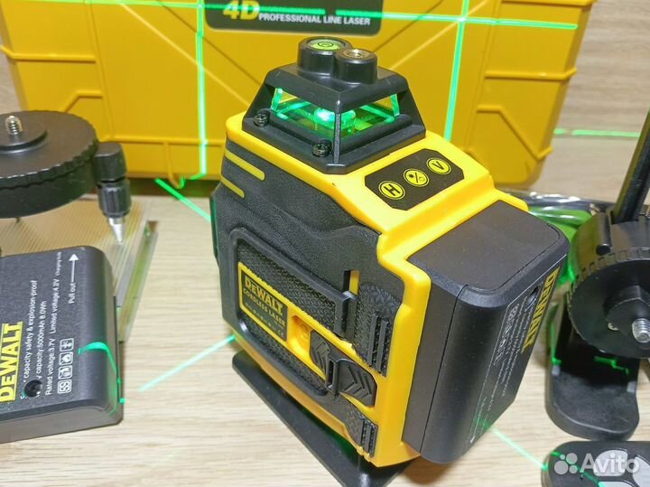 Лазерный уровень Dewalt 4 d 360 16 линии