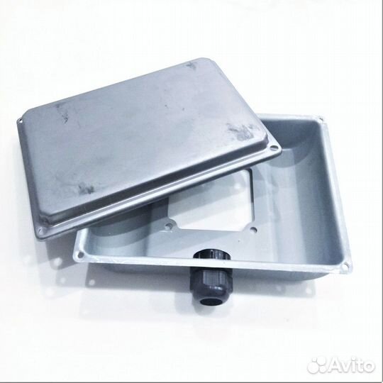 Брно коробка клеммная для электродвигателя