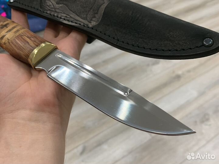Охотничий нож из нержавеющей стали
