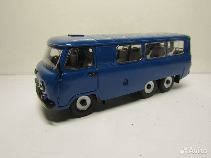 Модель 1:43 уаз-452К трёхосный