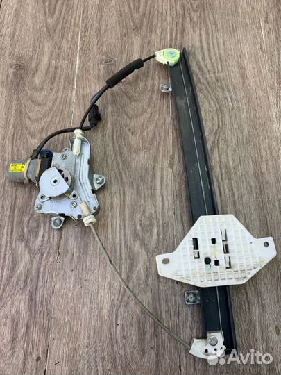 Стеклоподъемник задний левый Chevrolet Captiva