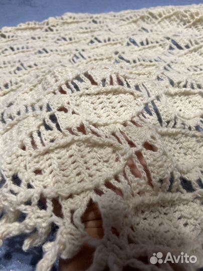 Шаль шерстяная