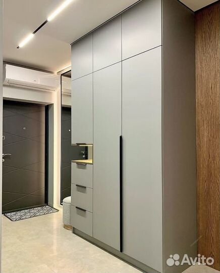 Шкаф распашной на заказ