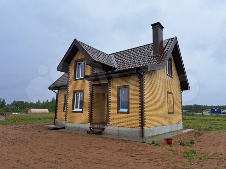 Коттедж 93 м² на участке 12 сот.