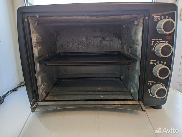 Электропечь Rolsen KW-3526