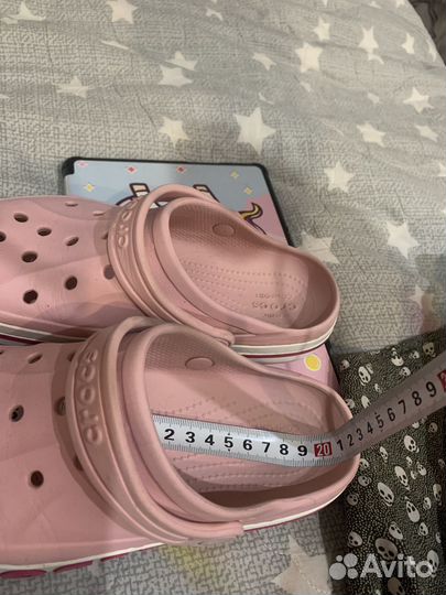 Crocs j2