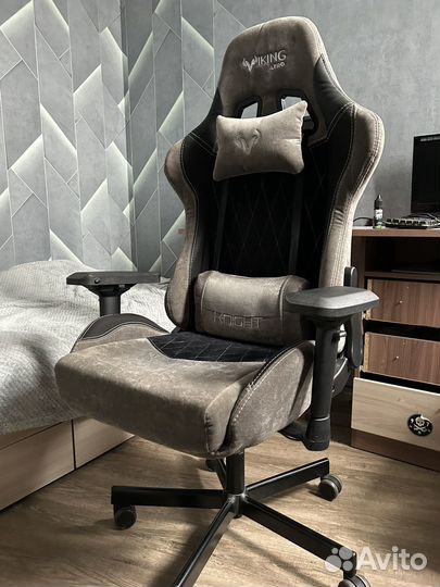 Кресло игровое Zombie viking 7 knight черный