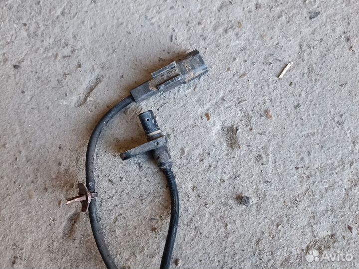 Датчик abs задний LR nissan qashqai g11