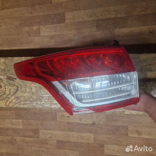 Задние фонарь форд куга 2 светодиодный