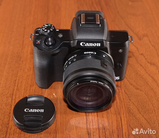 Саnоn EOS М50 с двумя объективами Canon EF-M и ада