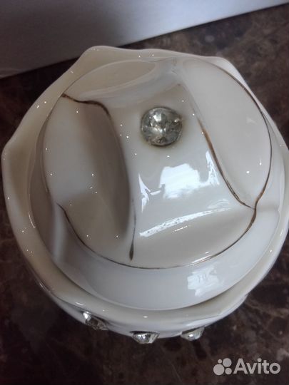 Сахарница фарфоровая, стразы milord