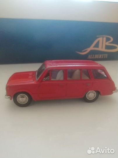 Модели автомобилей 1 24