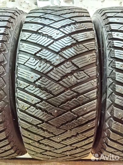 Goodyear UltraGrip Ice SUV 255/55 R18 109T