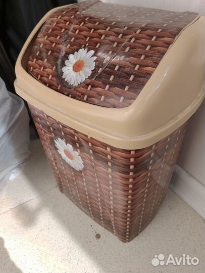 Мусорное ведро