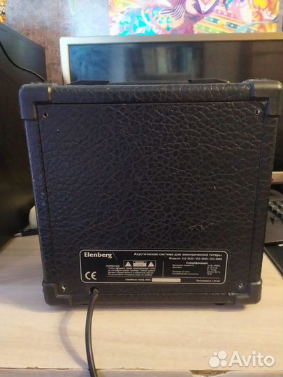 Гитарный комбоусилитель