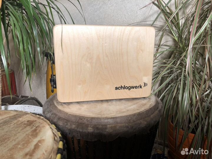 Компактный кахон с басом Shlagwerk Германия