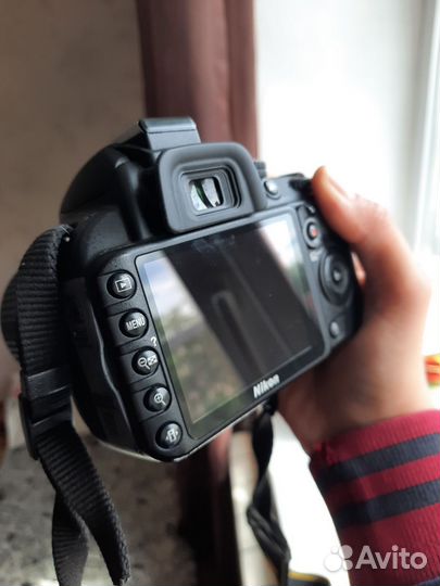 Зеркальный фотоаппарат Nikon d3100