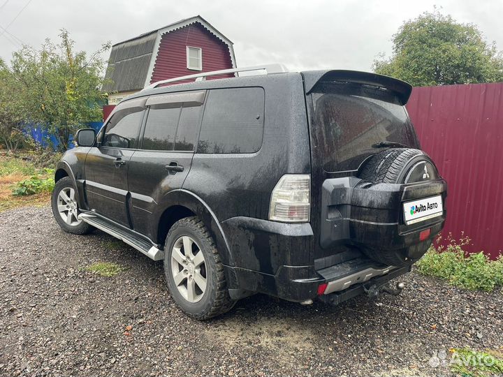 Mitsubishi Pajero 3.2 AT, 2007, 278 000 км