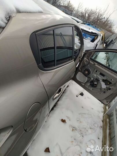 Рено Меган 3 дверь