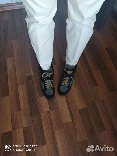 Сникерсы/кеды Santoni оригинал 37,5