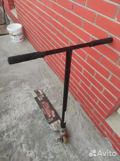 Трюковой самокат