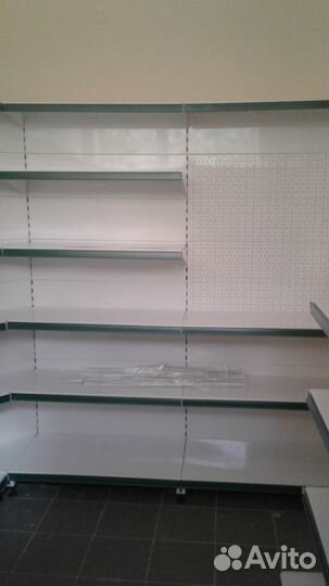 Стеллаж пристенный с полками приставной